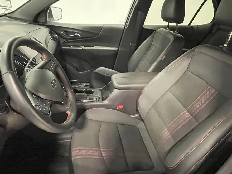 2024 Chevrolet Equinox RS photo 1