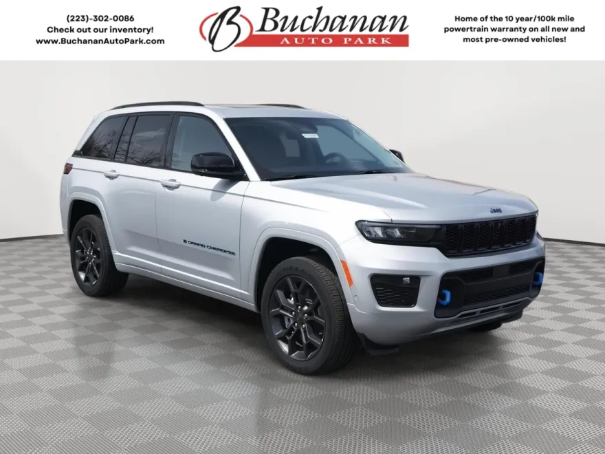 2023 Jeep Cherokee 80th Anniversary Edition photo 1