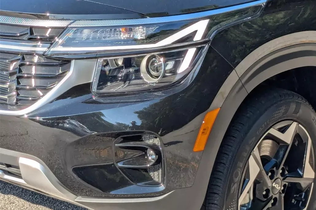 2025 Kia Seltos EX photo 1