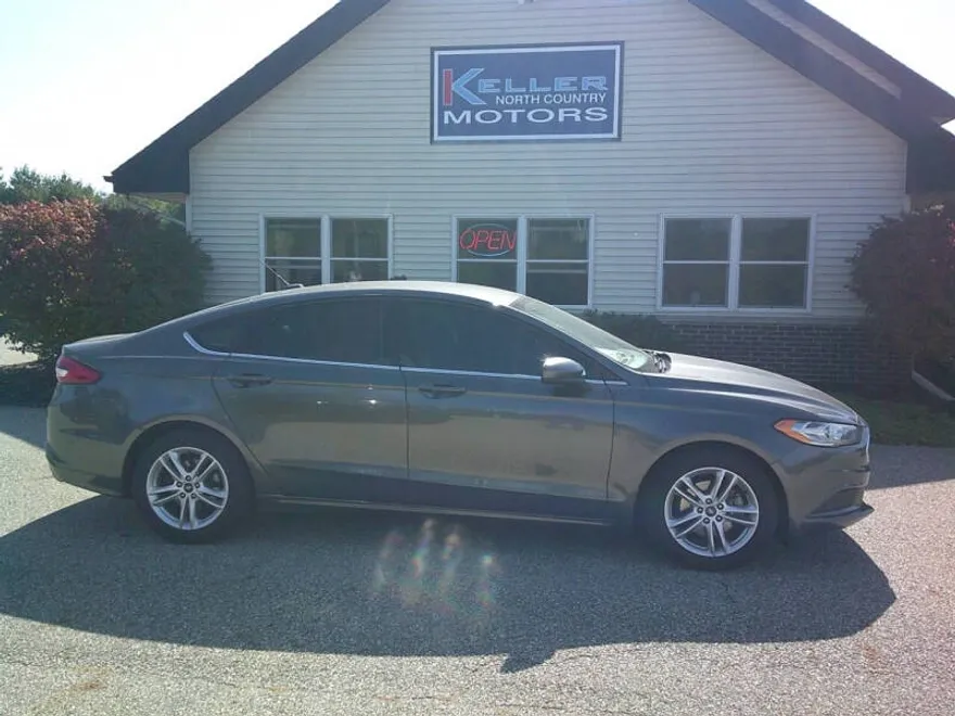 2018 Ford Fusion SE photo 1