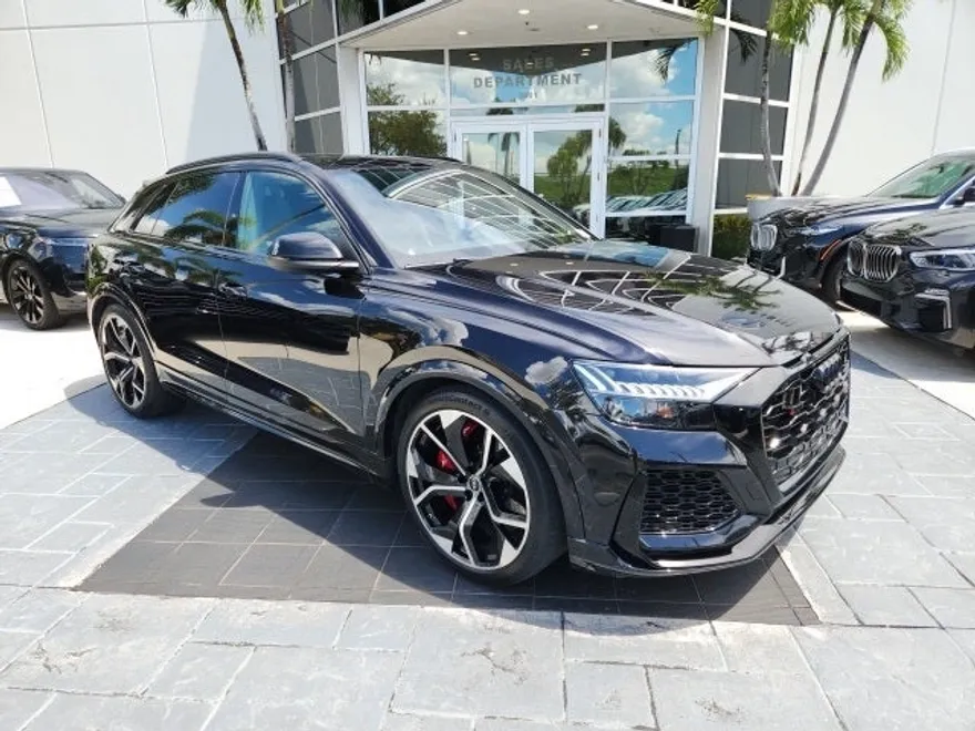 2021 Audi RS Q8 photo 1