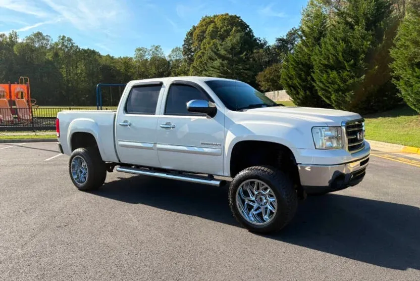 2012 Gmc Sierra 1500 SLE photo 1