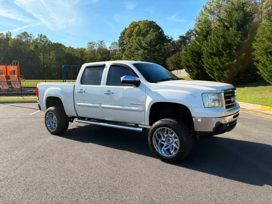 2012 Gmc Sierra 1500 SLE photo 1