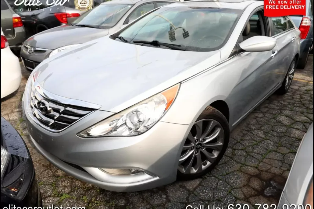 2012 Hyundai Sonata SE photo 1