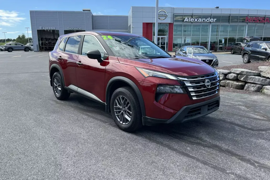 2024 Nissan Rogue AWD S photo 1