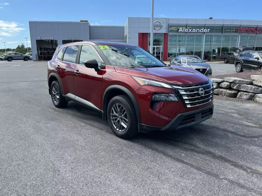 2024 Nissan Rogue AWD S photo 1