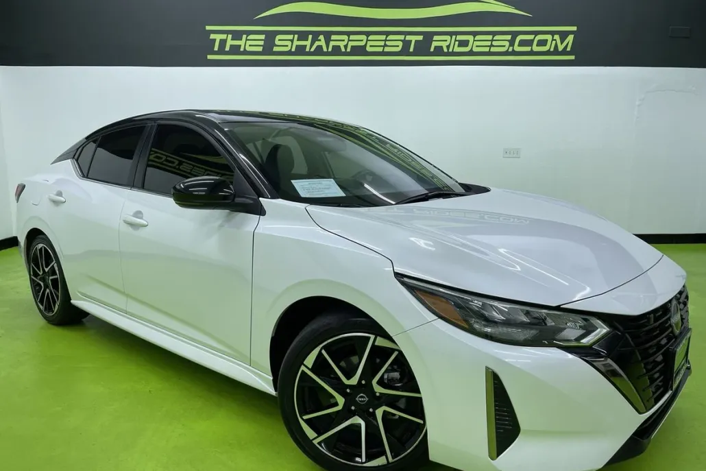 2024 Nissan Sentra SR photo 1