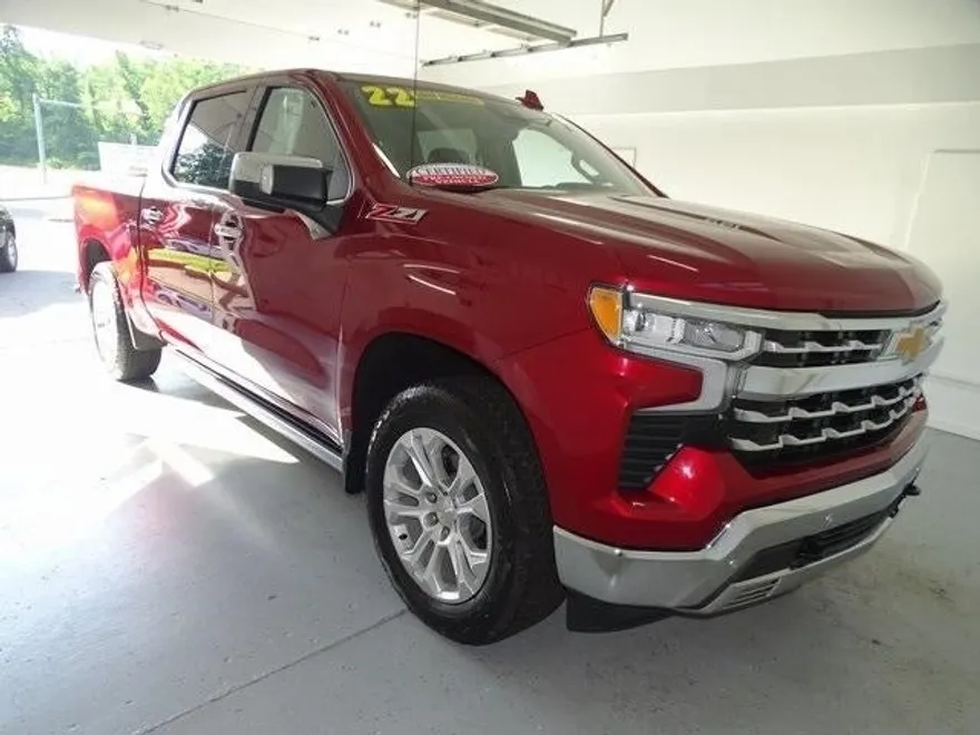 2022 Chevrolet Silverado 1500 LTZ photo 1