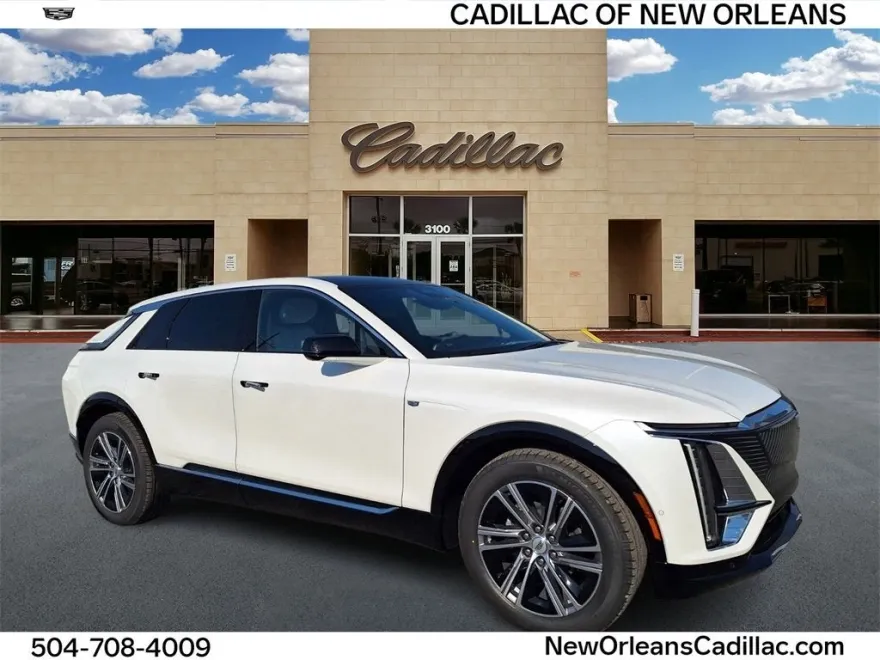 2025 Cadillac Lyriq Luxury photo 1