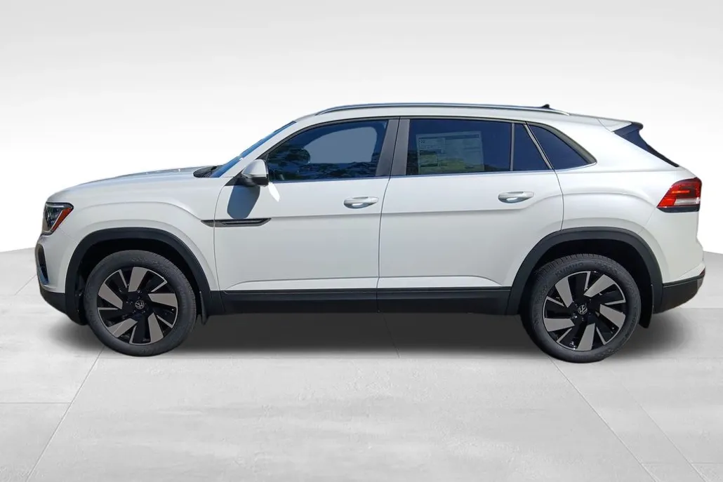 2026 Volkswagen Atlas Cross Sport SE Technology photo 1