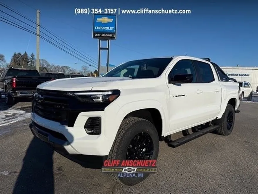 2025 Chevrolet Colorado Z71 photo 1