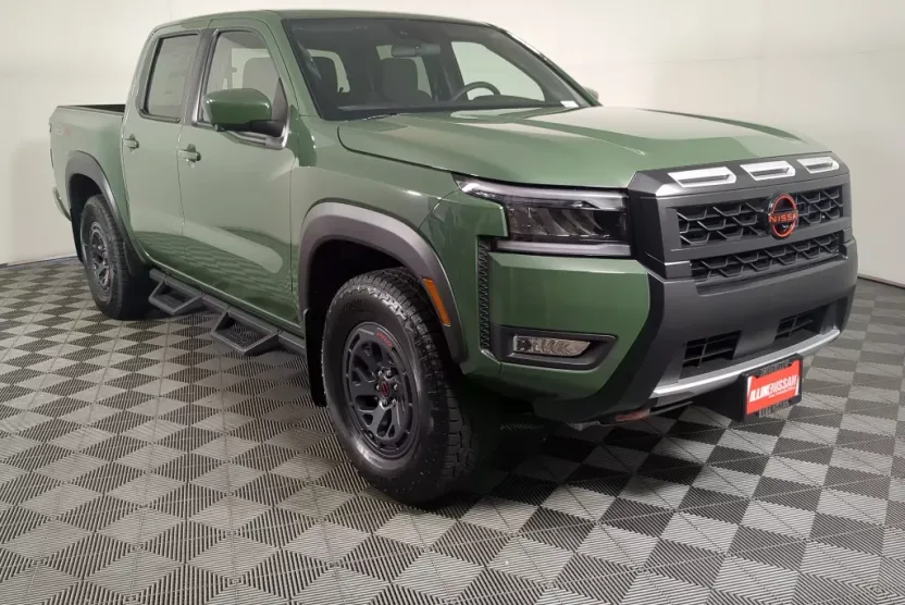 2026 Nissan Frontier PRO-4X photo 1