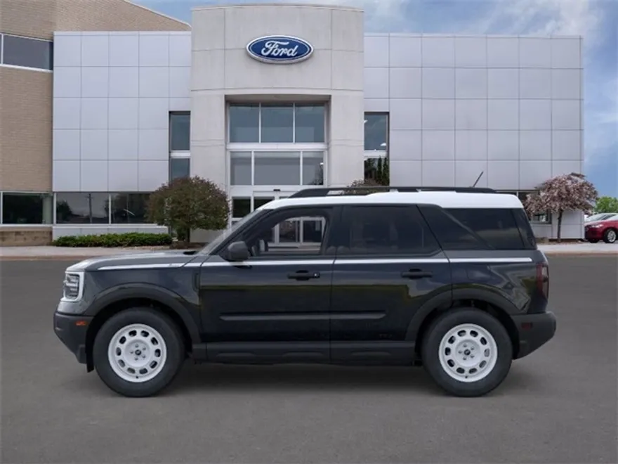 2025 Ford Bronco Sport Heritage photo 1