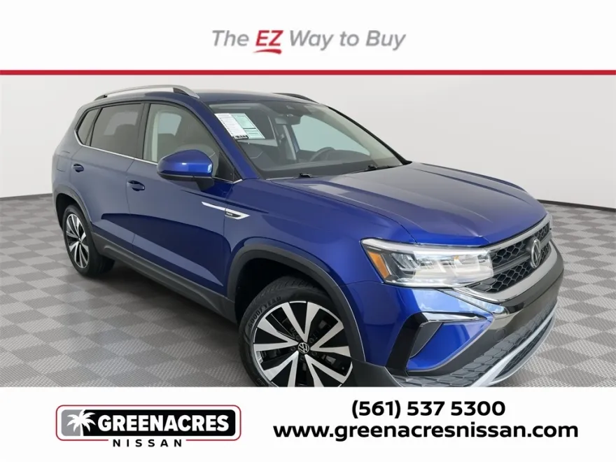 2024 Volkswagen Taos SE photo 1