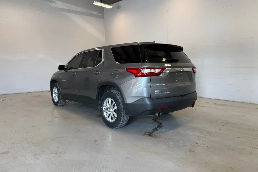 2018 Chevrolet Traverse 1LS photo 1