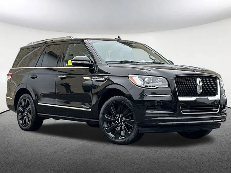 2024 Lincoln Navigator Reserve photo 1