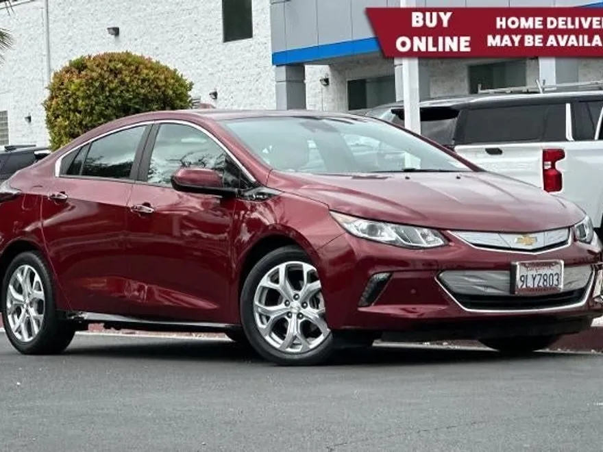 2017 Chevrolet Volt Premier photo 1