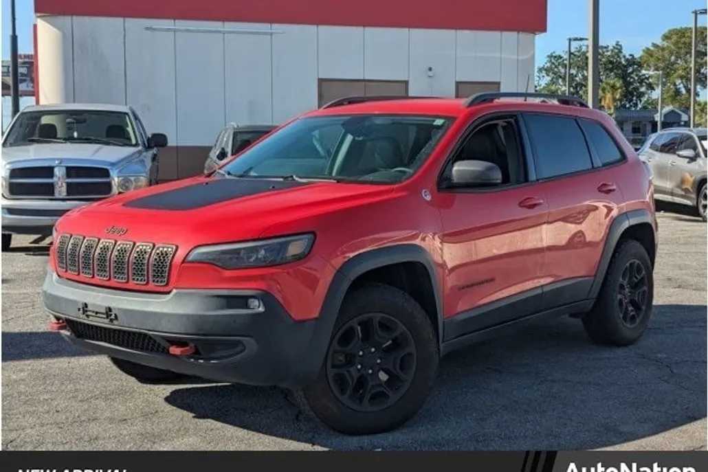 2019 Jeep Cherokee Trailhawk Sport photo 1