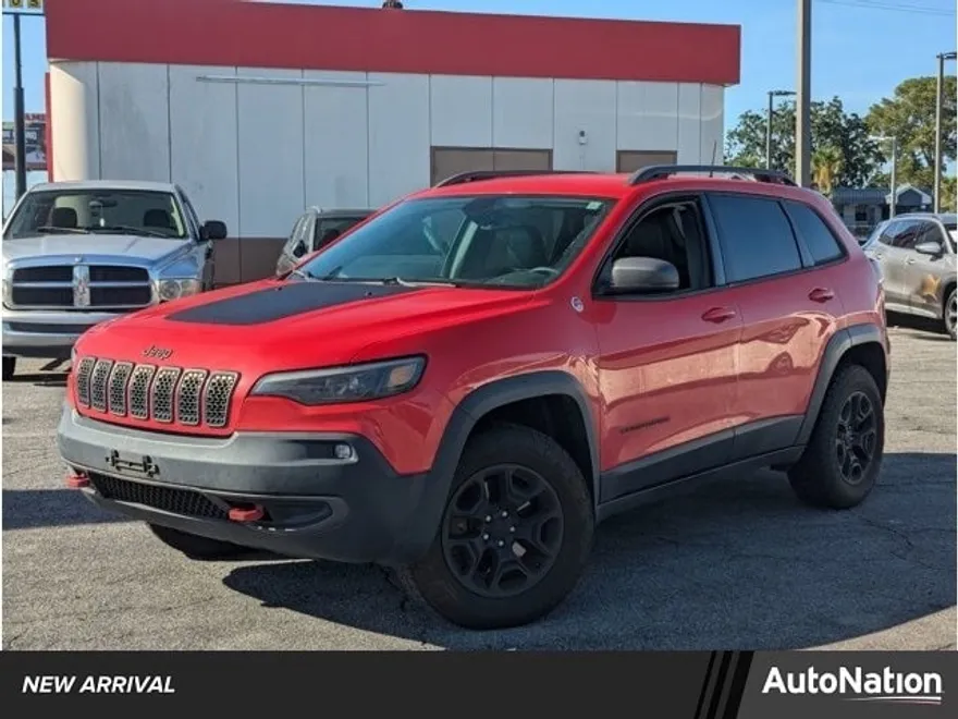 2019 Jeep Cherokee Trailhawk Sport photo 1