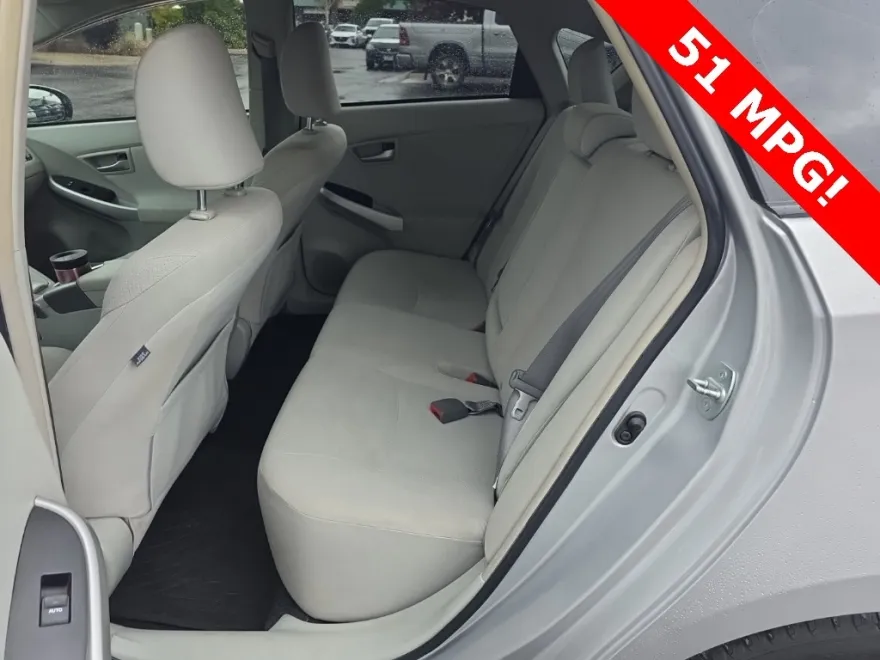 2013 Toyota Prius Two photo 1