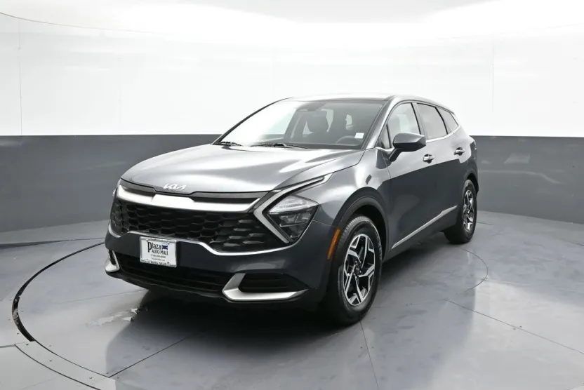 2023 Kia Sportage LX photo 1