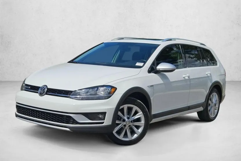 2019 Volkswagen Golf Alltrack TSI S 4Motion photo 1