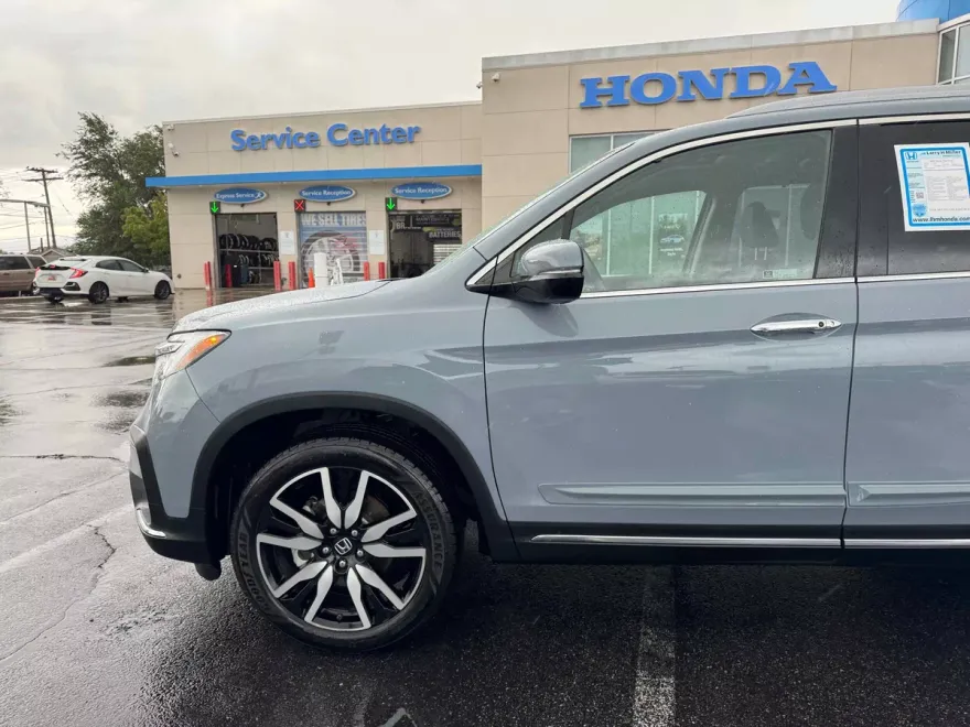 2022 Honda Pilot Elite photo 1