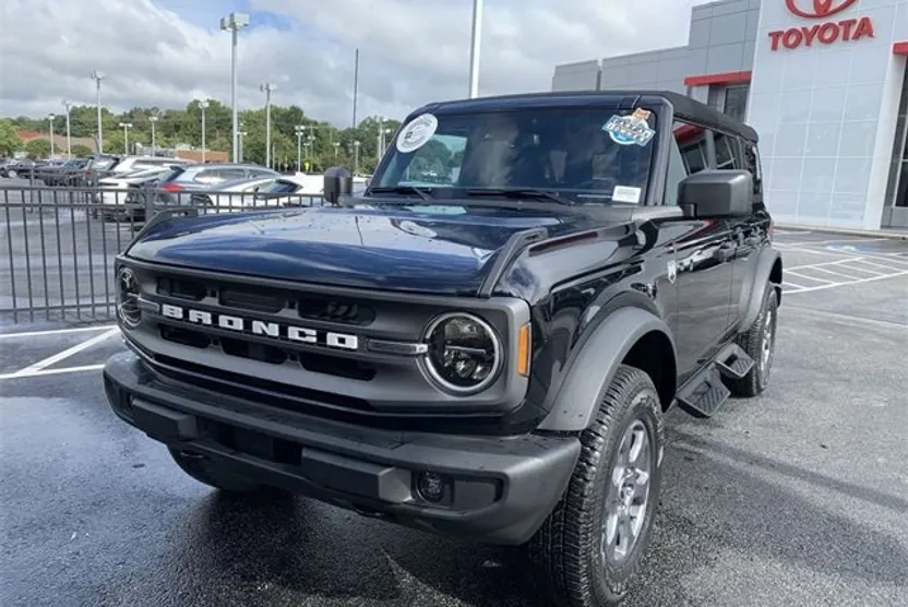 2024 Ford Bronco Big Bend photo 1