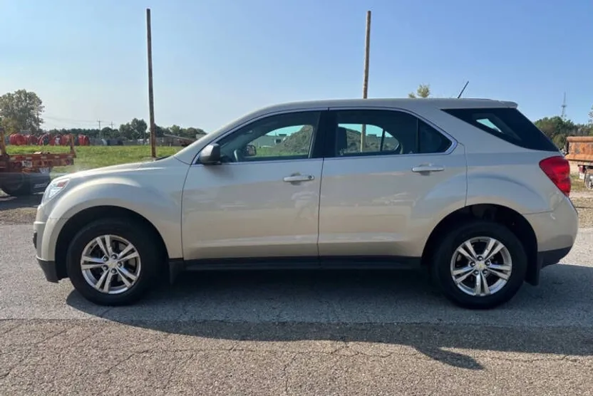 2014 Chevrolet Equinox LS photo 1