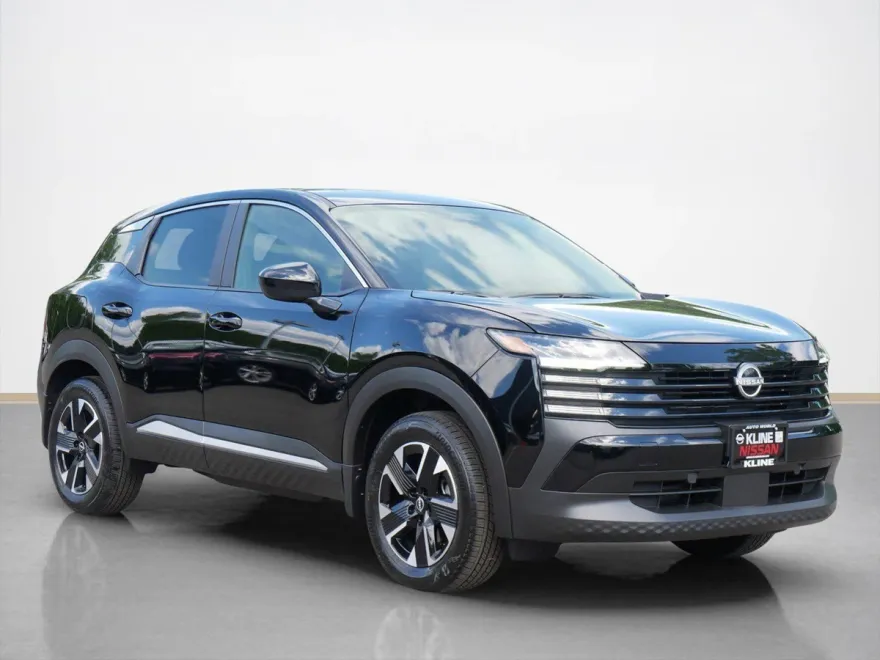 2025 Nissan Kicks SV photo 1