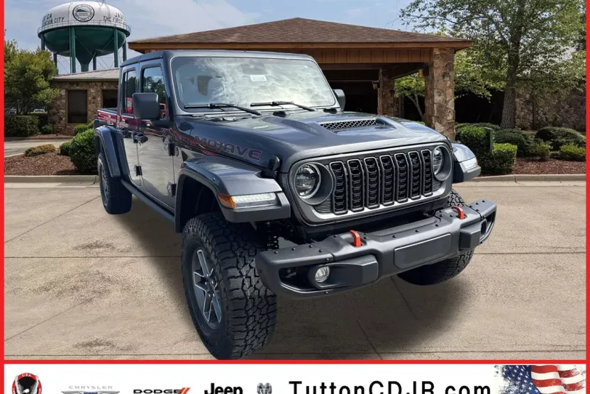 2025 Jeep Gladiator Mojave photo 1