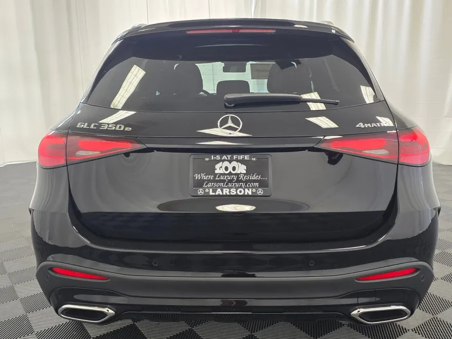 2025 Mercedes Benz GLC 350e 4MATIC photo 1