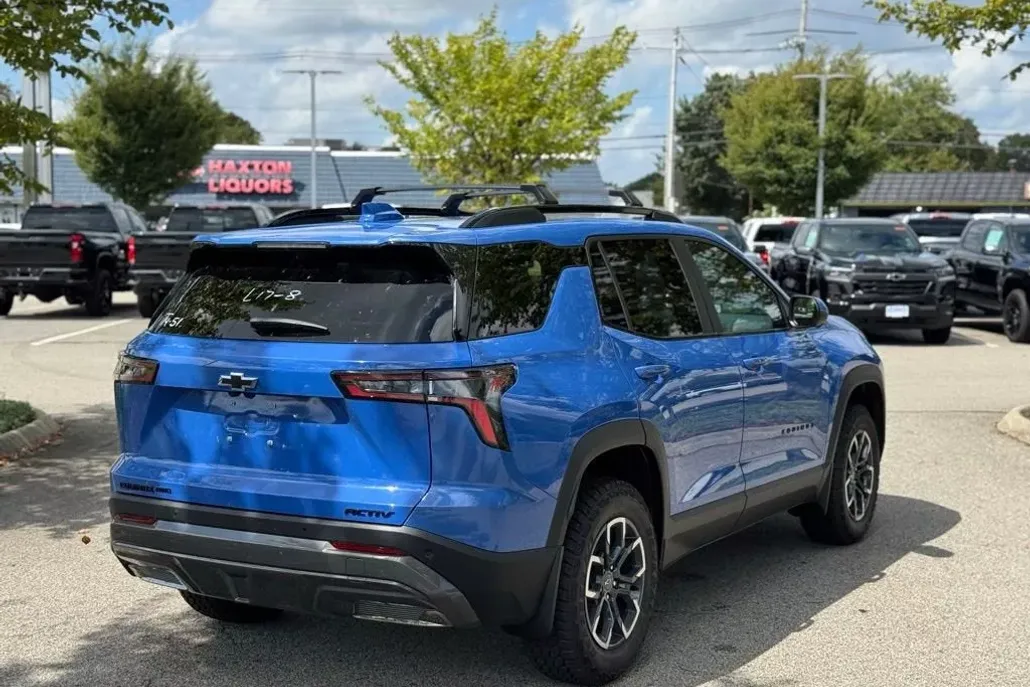 2026 Chevrolet Equinox ACTIV photo 1