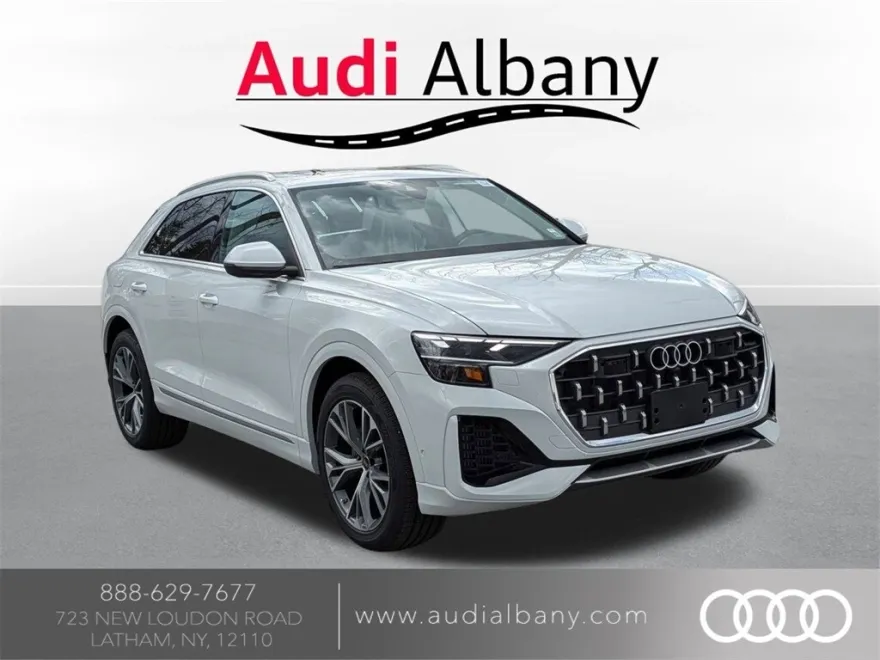 2025 Audi Q8 55 Premium Plus photo 1