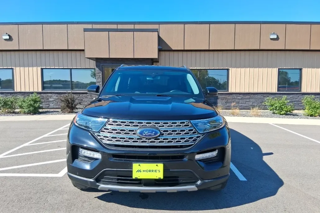 2024 Ford Explorer Limited photo 1
