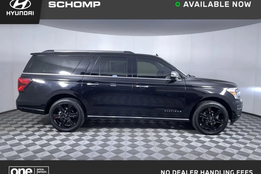 2024 Ford Expedition MAX Platinum photo 1