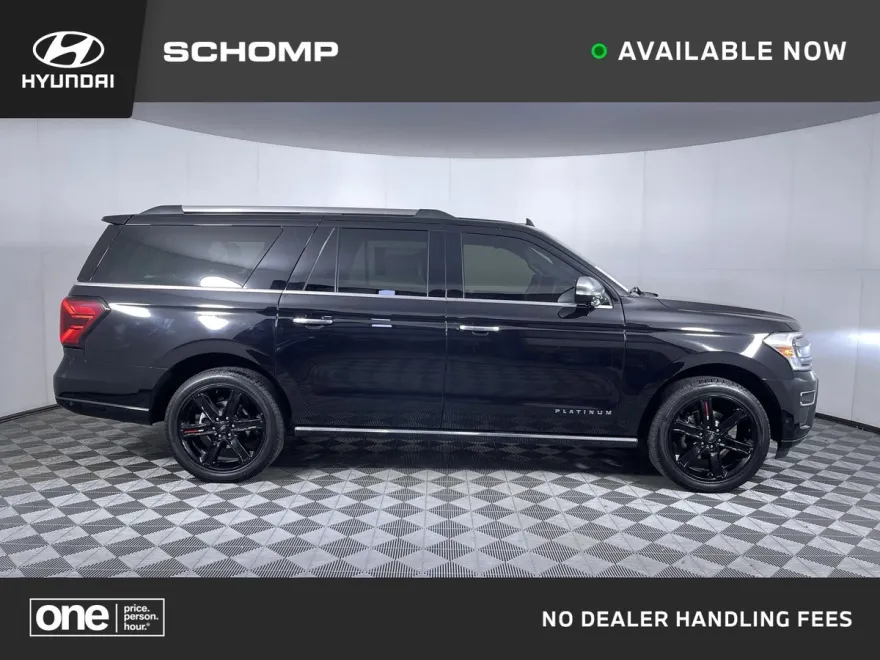 2024 Ford Expedition MAX Platinum photo 1