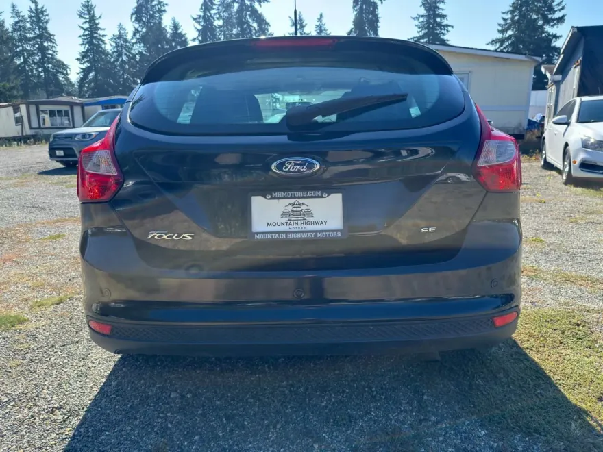 2014 Ford Focus SE photo 1
