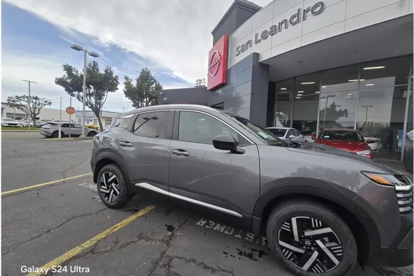 2026 Nissan Kicks SV photo 1