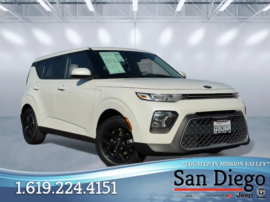 2020 Kia Soul S photo 1