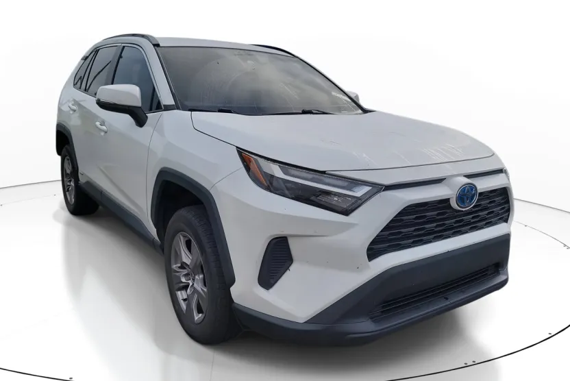 2022 Toyota RAV4 Hybrid XLE photo 1