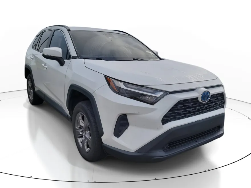 2022 Toyota RAV4 Hybrid XLE photo 1