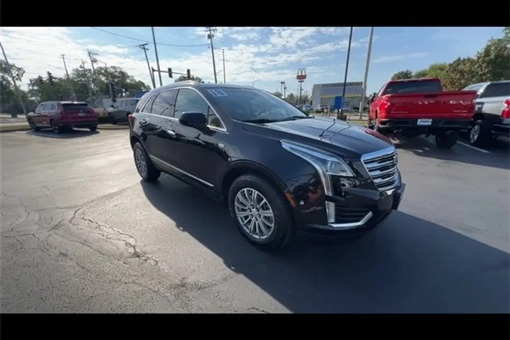 2018 Cadillac XT5 Luxury photo 1