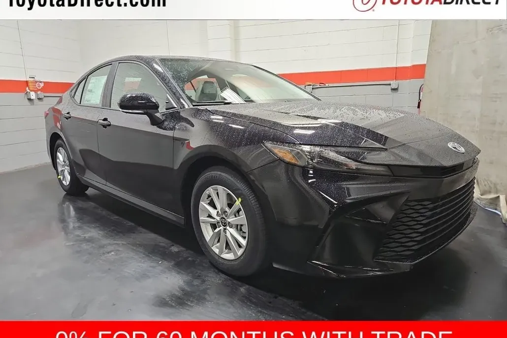 2026 Toyota Camry LE photo 1