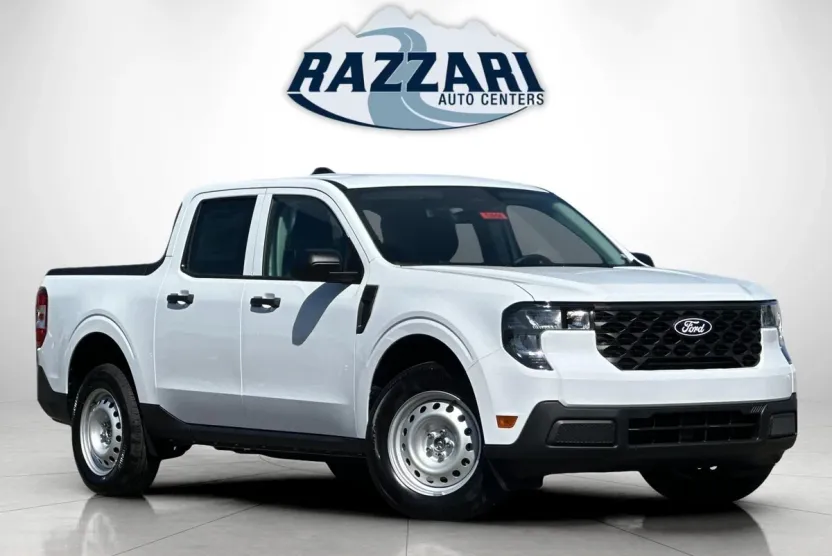2025 Ford Maverick XL photo 1