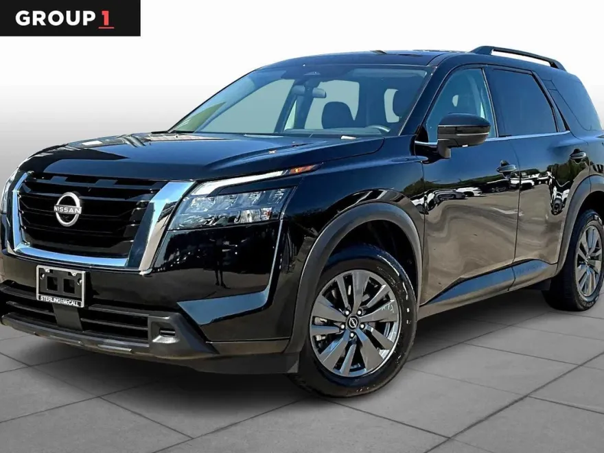 2024 Nissan Pathfinder SV photo 1