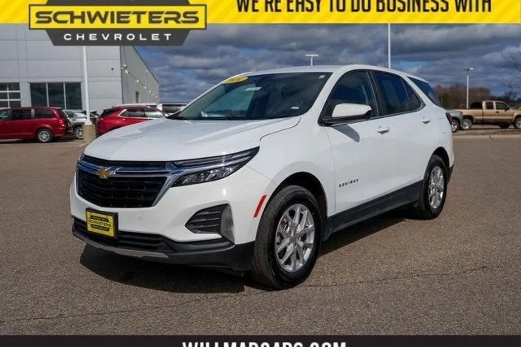 2024 Chevrolet Equinox LT photo 1