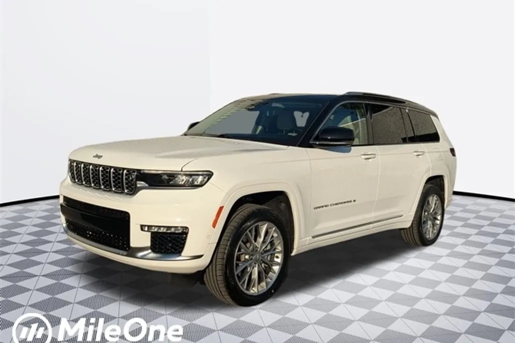 2022 Jeep Grand Cherokee L Summit photo 1