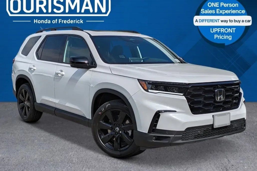 2025 Honda Pilot Black Edition photo 1