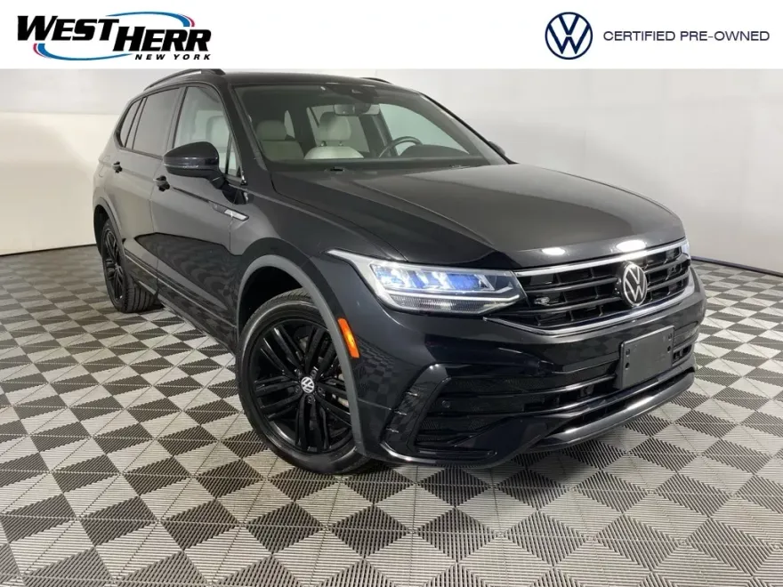 2022 Volkswagen Tiguan SE R-Line Black photo 1